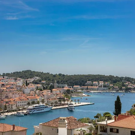 Apartamento With Parking Space Hvar - 25144 *