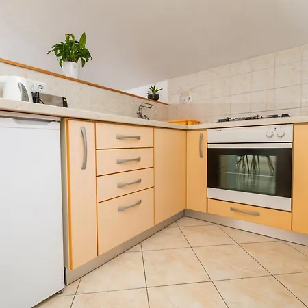 With Parking Space Hvar - 25144 Apartamento